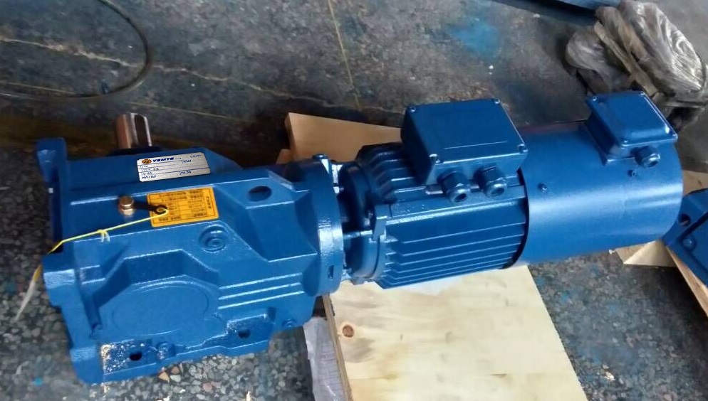 K系列減速機(jī),18.5KW減速機(jī),50轉(zhuǎn)減速機(jī),直角減速機(jī) K系列減速機(jī),18.5KW減速機(jī),50轉(zhuǎn)減速機(jī),直角減速機(jī)