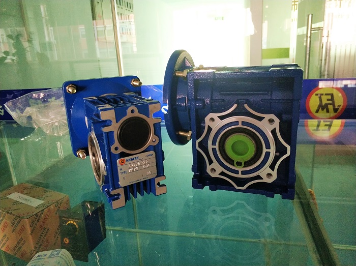 輸送機(jī)減速機(jī)，3KW減速機(jī),齒輪減速電機(jī),NMRV減速機(jī),蝸輪蝸桿減速機(jī)