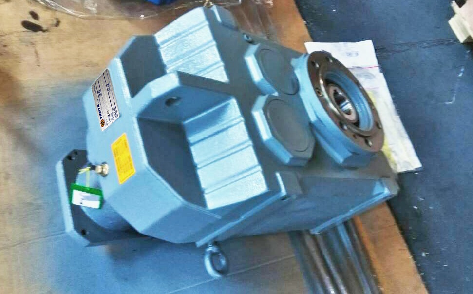 FF型減速機(jī),0.75KW減速機(jī),5.5KW減速機(jī),80轉(zhuǎn)減速機(jī),齒輪減速機(jī) FF型減速機(jī),0.75KW減速機(jī),5.5KW減速機(jī),80轉(zhuǎn)減速機(jī),齒輪減速機(jī)