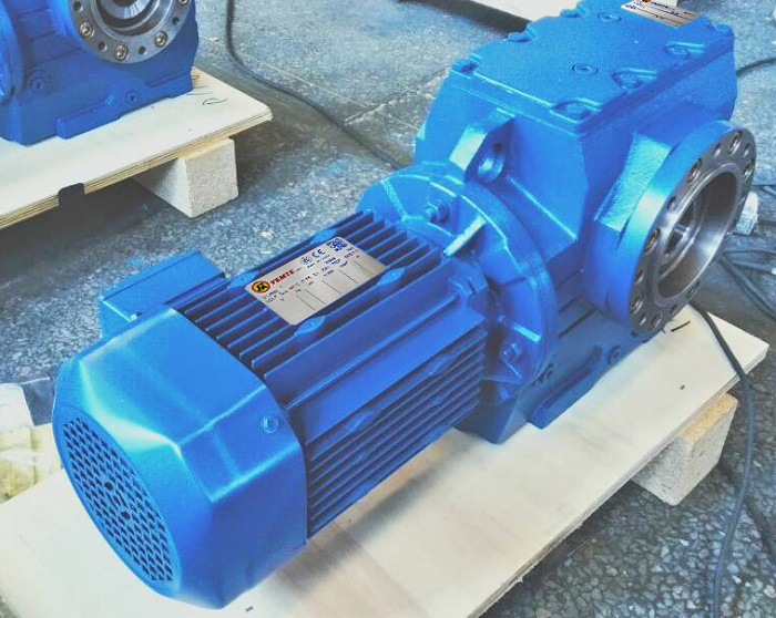 7.5KW變頻電機(jī)減速機(jī) 7.5KW變頻電機(jī)減速機(jī)