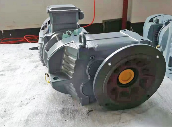 1比69減速電機,1:69減速電機,69比減速器,篩沙機減速機,減速機樣本 1比69減速電機,1:69減速電機,69比減速器,篩沙機減速機,減速機樣本