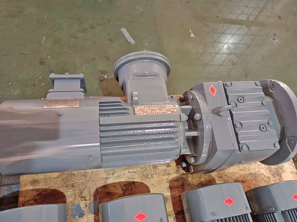 1比89減速電機(jī),1:89減速機(jī),89比減速器,面條機(jī)減速機(jī),減速機(jī)樣本 1比89減速電機(jī),1:89減速機(jī),89比減速器,面條機(jī)減速機(jī),減速機(jī)樣本