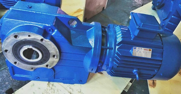 回轉(zhuǎn)窯減速機(jī)電機(jī)選型手冊資料樣本下載,回轉(zhuǎn)窯減速電機(jī),樣本手冊 回轉(zhuǎn)窯減速機(jī)電機(jī)選型手冊資料樣本下載,回轉(zhuǎn)窯減速電機(jī),樣本手冊