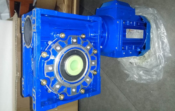 果蔬清洗機(jī)減速電機(jī),NRV050減速機(jī),NMRV050-7.5-80B14減速器 果蔬清洗機(jī)減速電機(jī),NRV050減速機(jī),NMRV050-7.5-80B14減速器