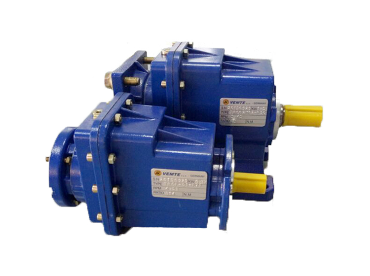 TRC03減速機(jī) VEMT硬齒輪減速機(jī) TRC03減速機(jī) VEMT硬齒輪減速機(jī)